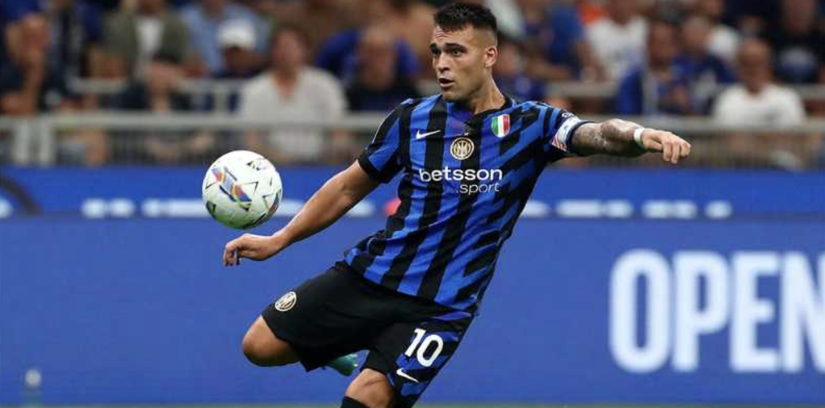 Lautaro Martínez's playing style